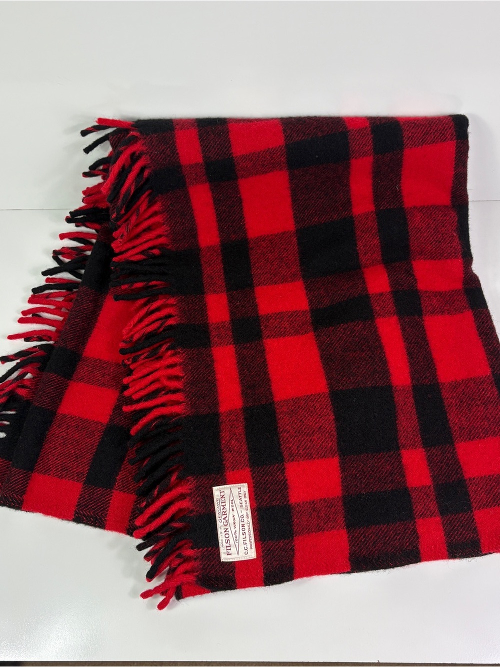 Filson Mackinaw 100% Virgin Wool Lap Robe Blanket Black Red Plaid 72” X 48”